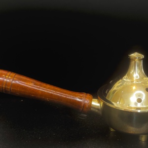 Quemador de Laton con Mango de Madera